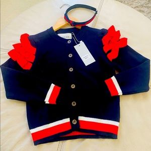 Perfect sweater Bundled with the headband tag says 8 looks like it can fit 6/7